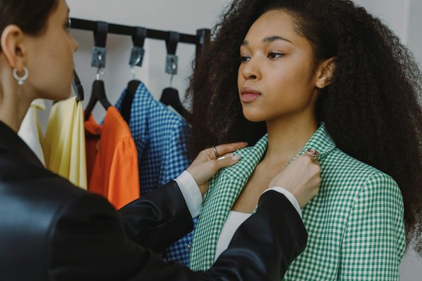 Comment réaliser un soin capillaire fortifiant avec des ingrédients naturels à la maison?